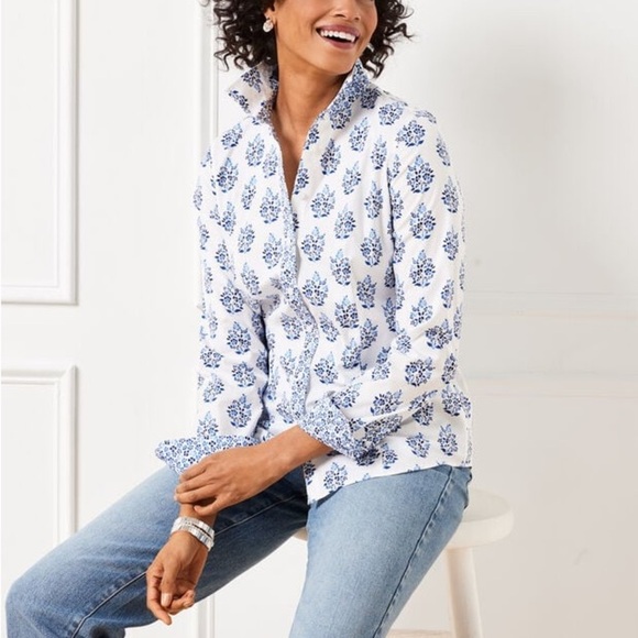 Talbots Tops - Talbots - Non-Iron Perfect Shirt - Lush
Bouquets | Floral Blue and White